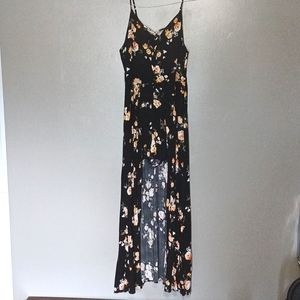 Forever 21 floral romper size small